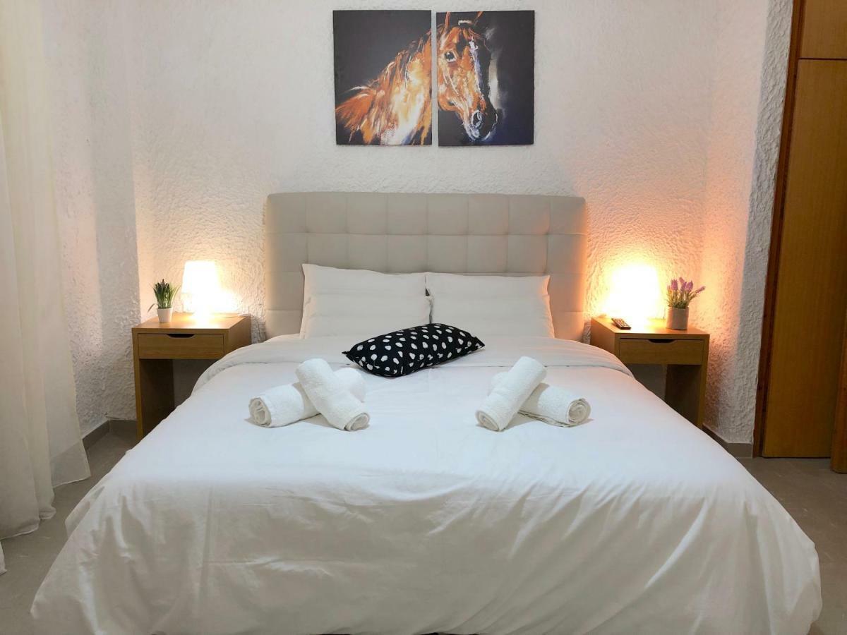 Katerina apartments Neos Pirgos Bagian luar foto